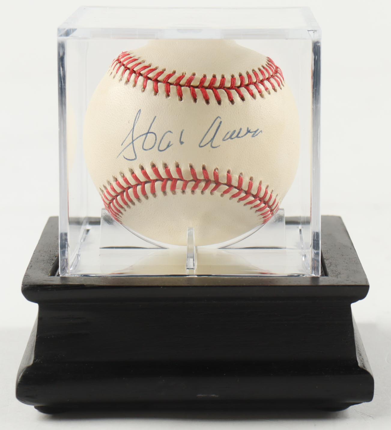 Hank Aaron Signed ONL Baseball With Display Case (JSA) at PristineAuction.com Hank Aaron Signed ONL Baseball With Display Case (JSA) at PristineAuction.com