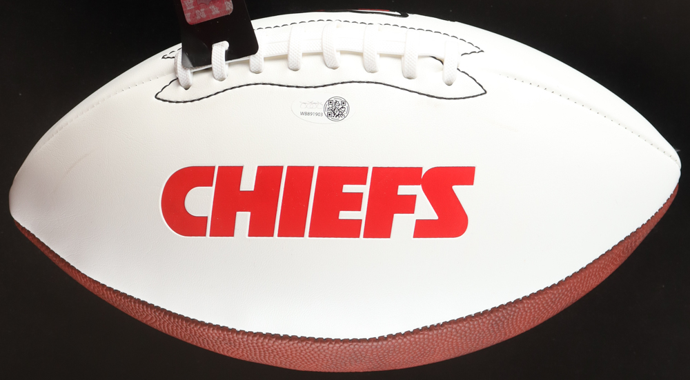 Jamaal Charles Signed Chiefs Logo Football (JSA) at PristineAuction.com Jamaal Charles Signed Chiefs Logo Football (JSA) at PristineAuction.com