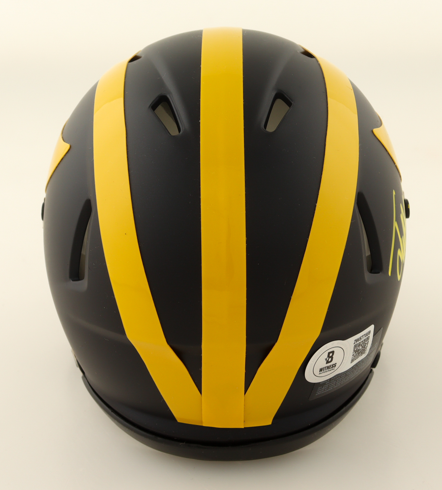 Justice Haynes Signed Michigan Wolverines Speed Mini Helmet (Beckett) at PristineAuction.com Justice Haynes Signed Michigan Wolverines Speed Mini Helmet (Beckett) at PristineAuction.com