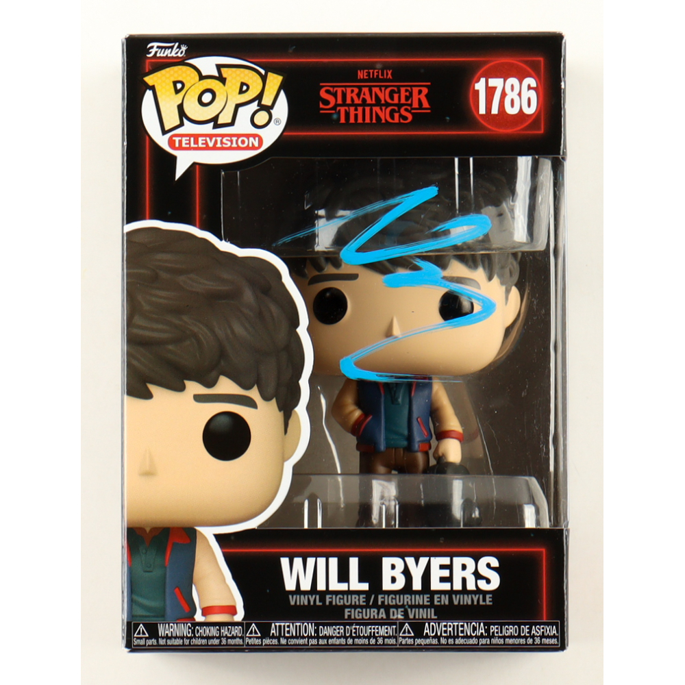 Noah Schnapp Signed 