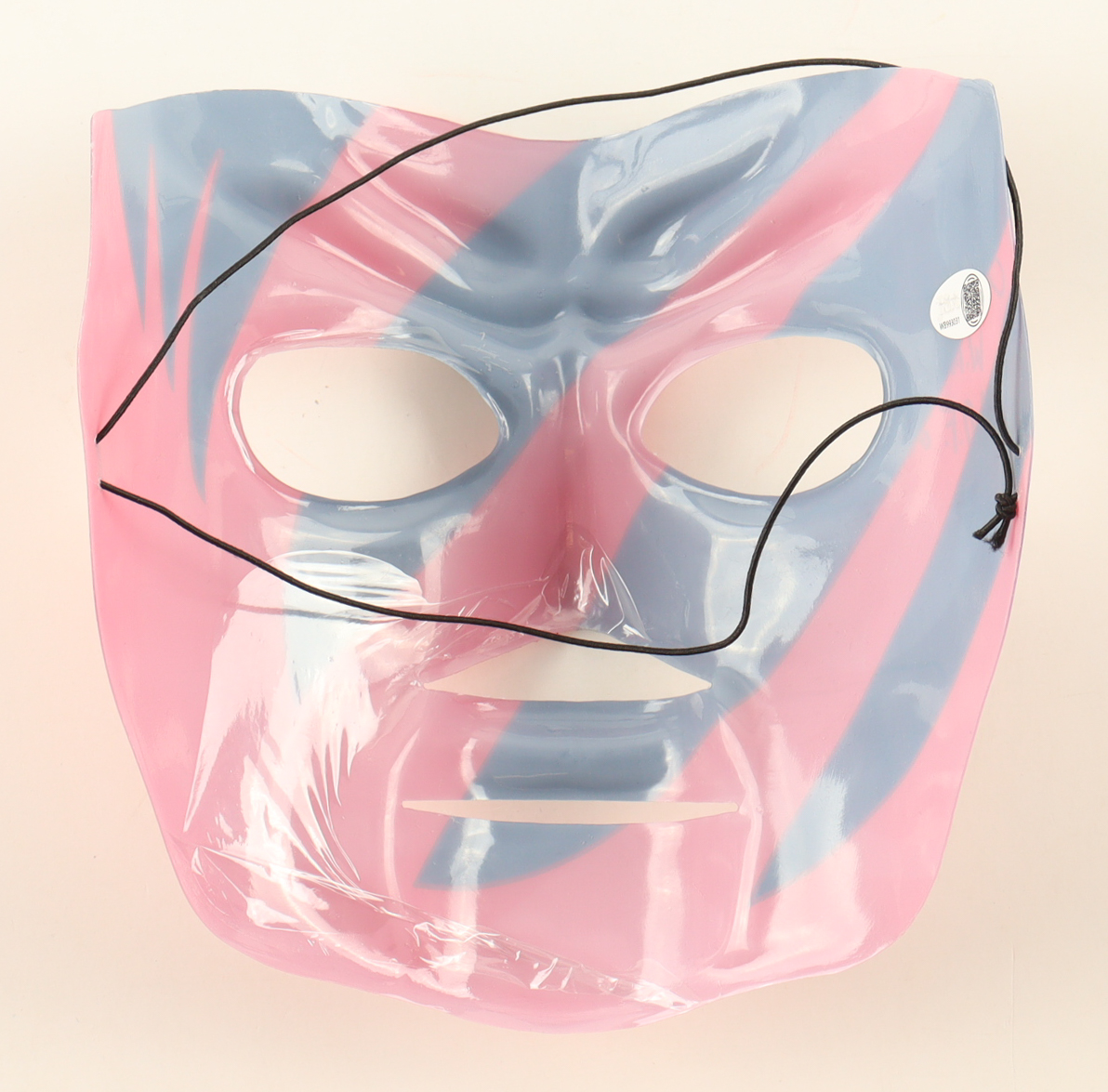 Kane Signed WWE Mask Inscribed "WWE HOF 21" (JSA) at PristineAuction.com Kane Signed WWE Mask Inscribed "WWE HOF 21" (JSA) at PristineAuction.com