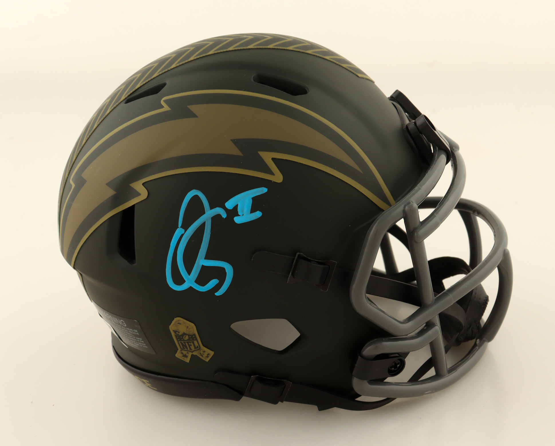 Oronde Gadsden Signed Chargers Salute To Service Alternate Speed Mini Helmet (Beckett) at PristineAuction.com Oronde Gadsden Signed Chargers Salute To Service Alternate Speed Mini Helmet (Beckett) at PristineAuction.com