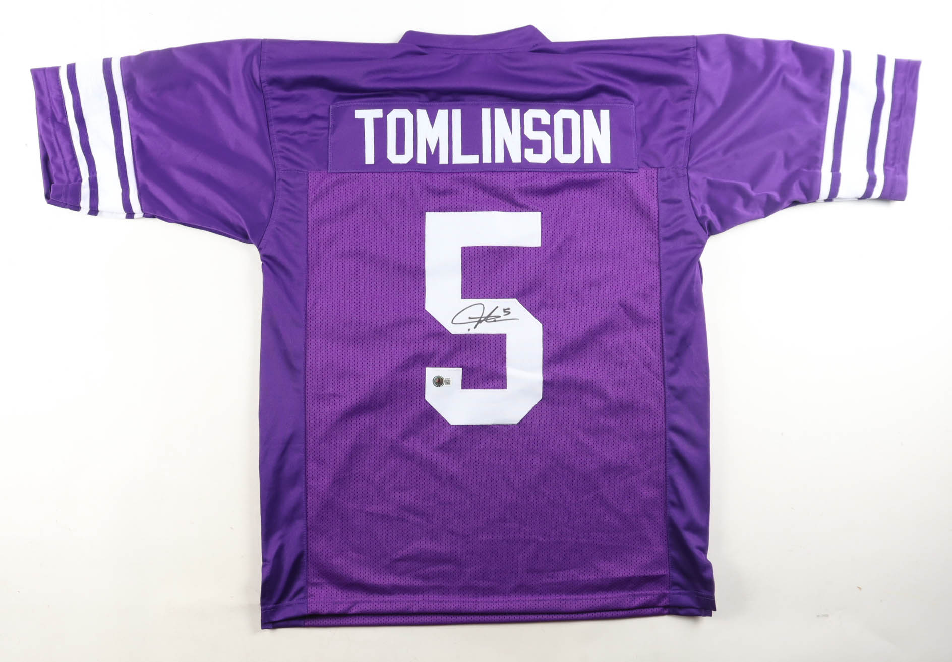 LaDainian Tomlinson Signed Jersey (Beckett) at PristineAuction.com LaDainian Tomlinson Signed Jersey (Beckett) at PristineAuction.com