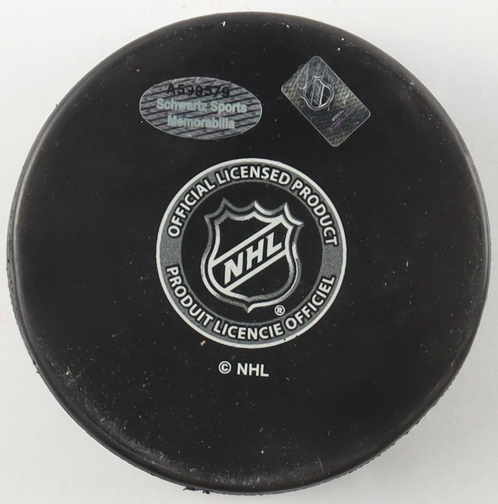 Ed Belfour Signed Blackhawks Logo Hockey Puck (Schwartz) at PristineAuction.com Ed Belfour Signed Blackhawks Logo Hockey Puck (Schwartz) at PristineAuction.com