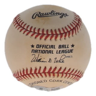 Hoyt Wilhelm Signed ONL Baseball (Beckett) at PristineAuction.com Hoyt Wilhelm Signed ONL Baseball (Beckett) at PristineAuction.com