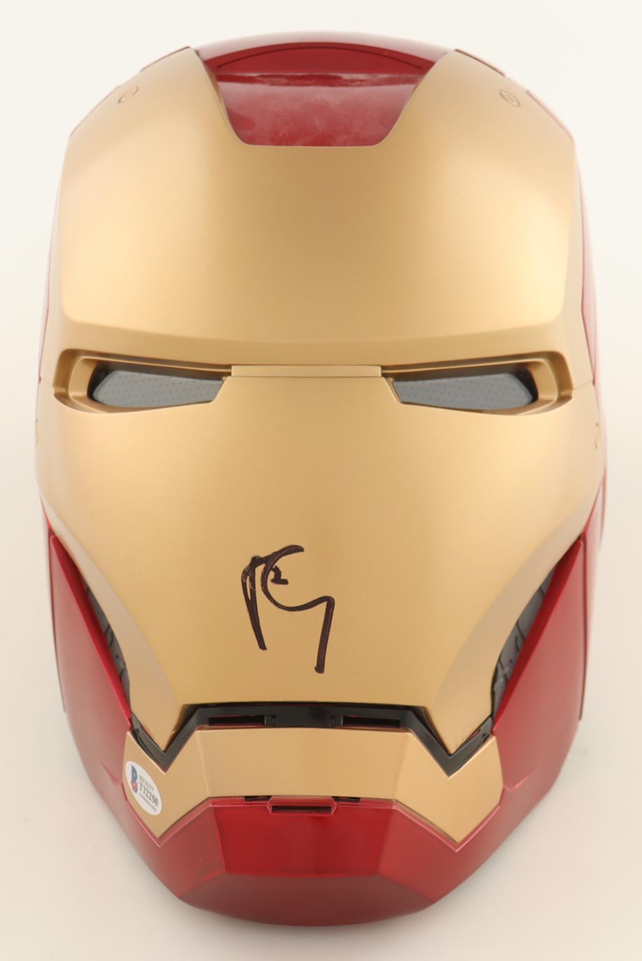 Robert Downey Jr. Signed "Iron Man" Marvel Legends Series Electronic Helmet (Beckett) at PristineAuction.com Robert Downey Jr. Signed "Iron Man" Marvel Legends Series Electronic Helmet (Beckett) at PristineAuction.com