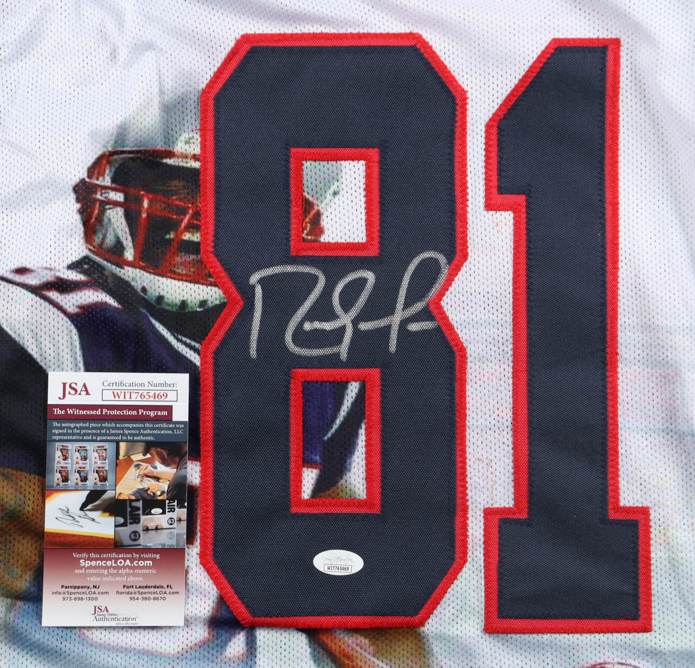 Randy Moss Signed Jersey (JSA) at PristineAuction.com Randy Moss Signed Jersey (JSA) at PristineAuction.com