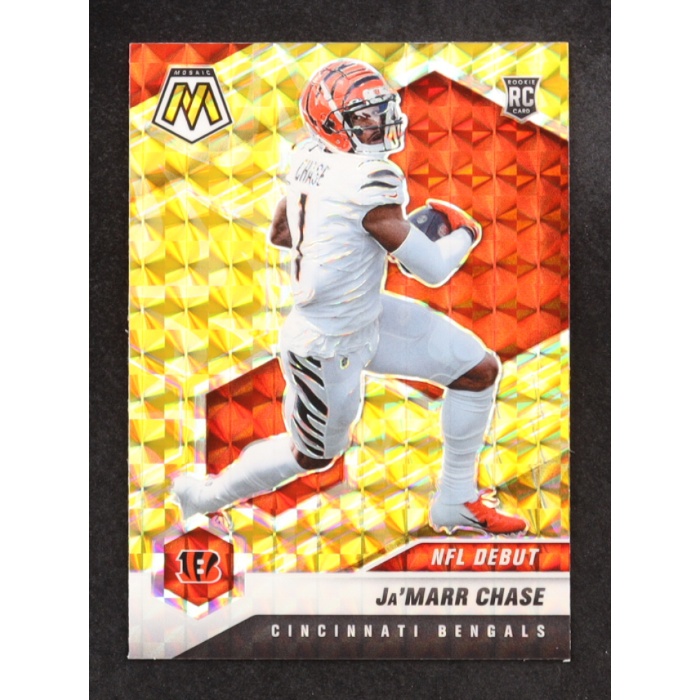 Ja'Marr Chase 2021 Panini Mosaic Mosaic Reactive Yellow #307 RC at PristineAuction.com