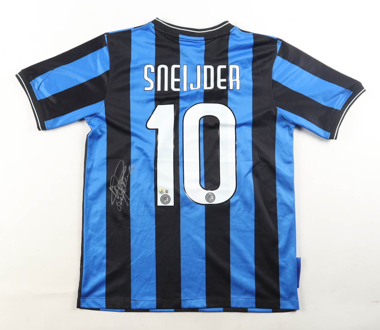 Wesley Sneijder Signed Inter Milan Jersey (Beckett) at PristineAuction.com Wesley Sneijder Signed Inter Milan Jersey (Beckett) at PristineAuction.com