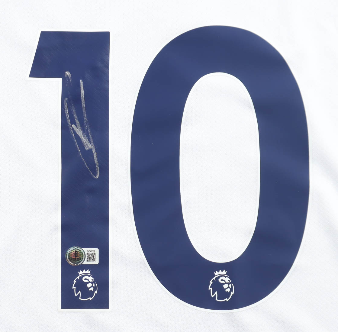 Harry Kane Signed Tottenham Hotspur F.C. Nike Authentic Jersey (Beckett) at PristineAuction.com Harry Kane Signed Tottenham Hotspur F.C. Nike Authentic Jersey (Beckett) at PristineAuction.com