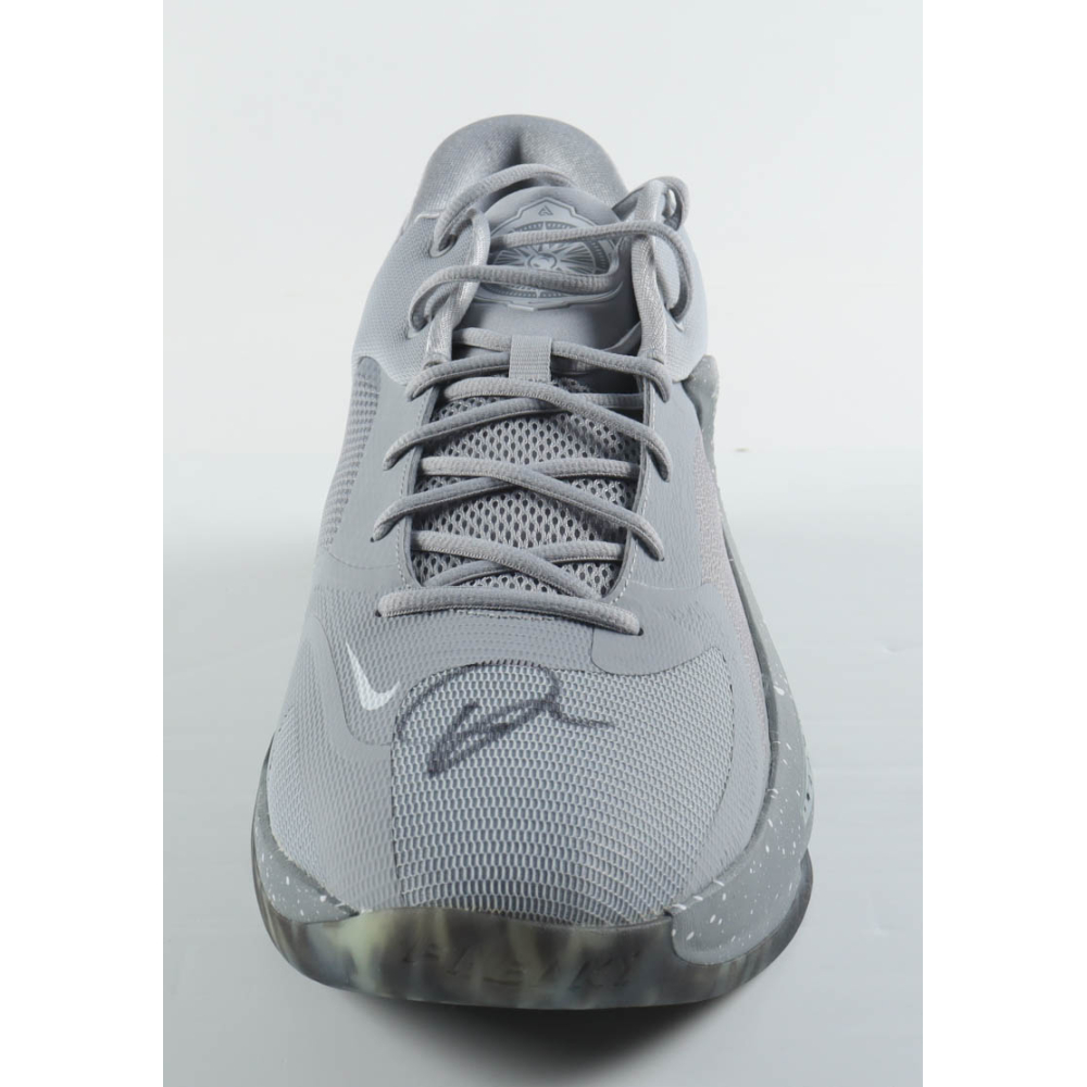 Giannis Antetokounmpo Signed Player Edition Basketball Shoe (Beckett) at PristineAuction.com