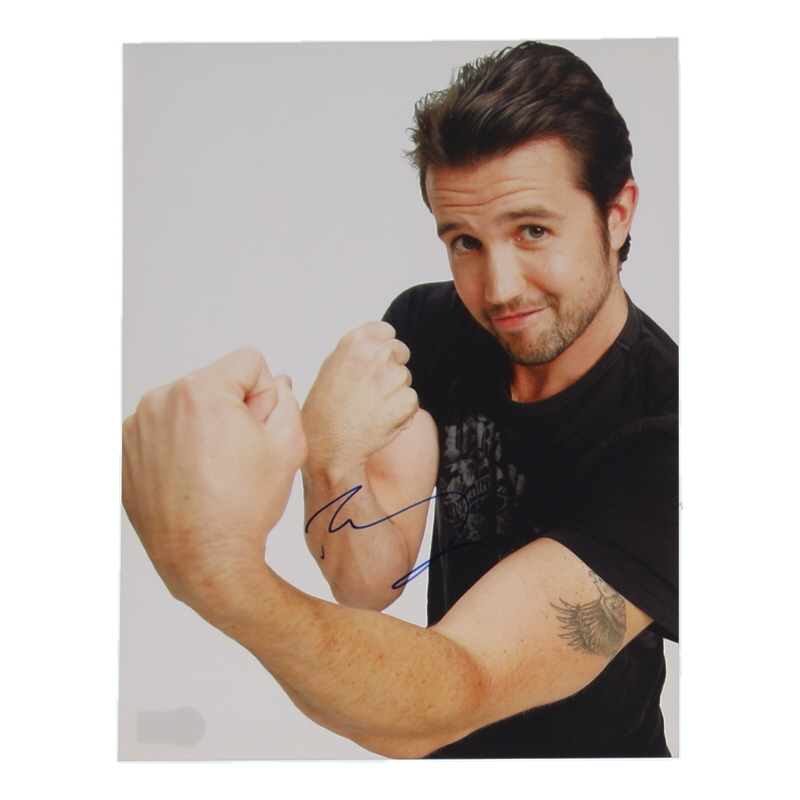Rob McElhenney Signed "It's Always Sunny in Philadelphia" 8.5x11 Photo (Beckett) at PristineAuction.com Rob McElhenney Signed "It's Always Sunny in Philadelphia" 8.5x11 Photo (Beckett) at PristineAuction.com