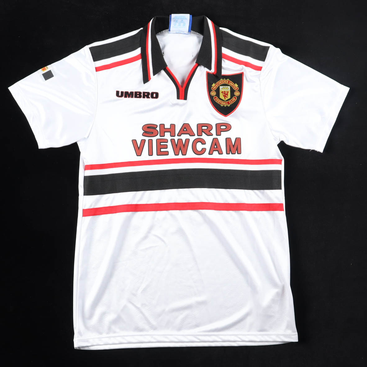 Ryan Giggs Signed Manchester United F.C. Umbro Authentic Jersey (Beckett) at PristineAuction.com Ryan Giggs Signed Manchester United F.C. Umbro Authentic Jersey (Beckett) at PristineAuction.com