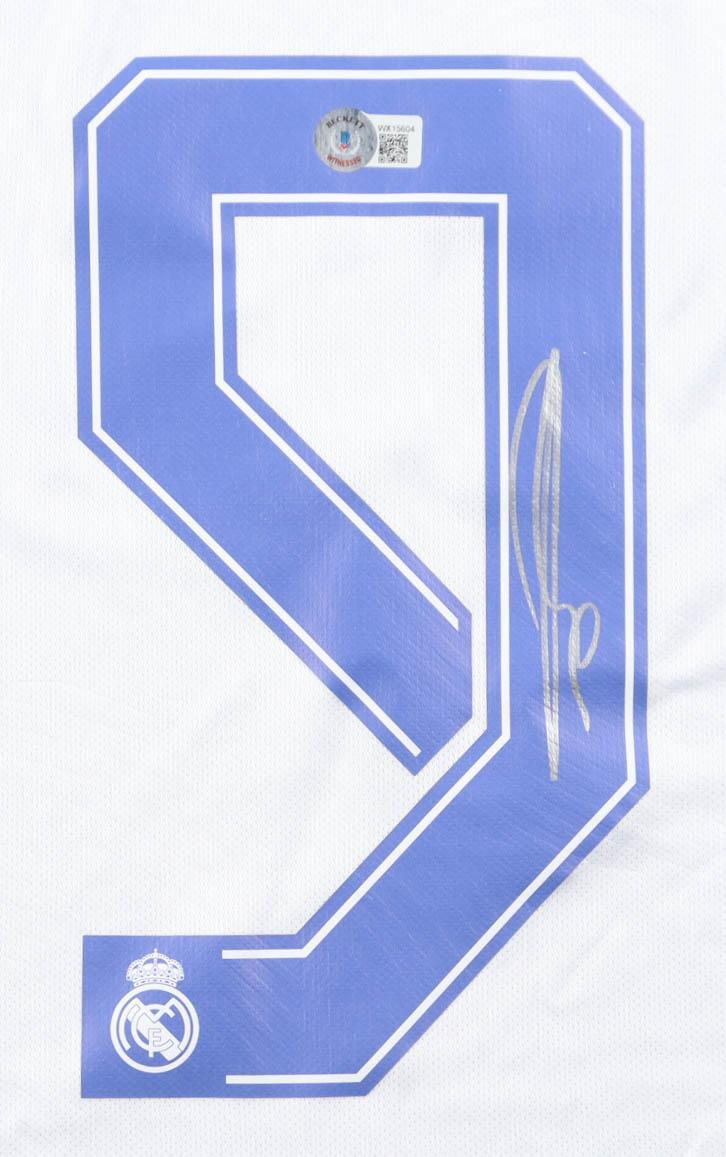 Karim Benzema Signed Real Madrid Adidas Authentic Jersey (Beckett) at PristineAuction.com Karim Benzema Signed Real Madrid Adidas Authentic Jersey (Beckett) at PristineAuction.com