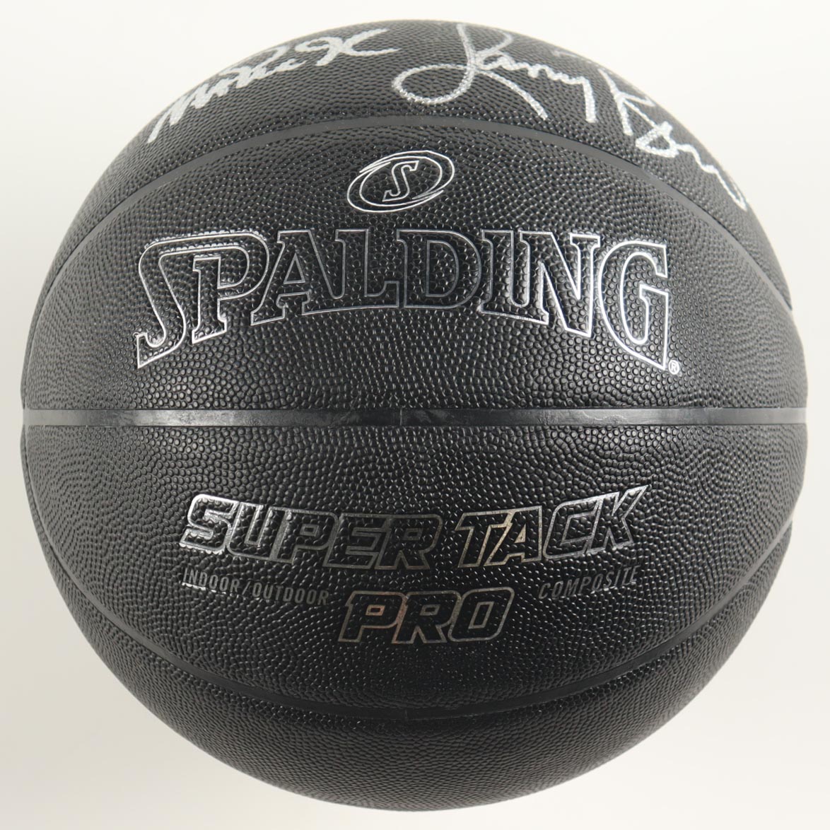 Magic Johnson & Larry Bird Signed NBA Black Edition Basketball with Display Case (PSA & Beckett) at PristineAuction.com Magic Johnson & Larry Bird Signed NBA Black Edition Basketball with Display Case (PSA & Beckett) at PristineAuction.com