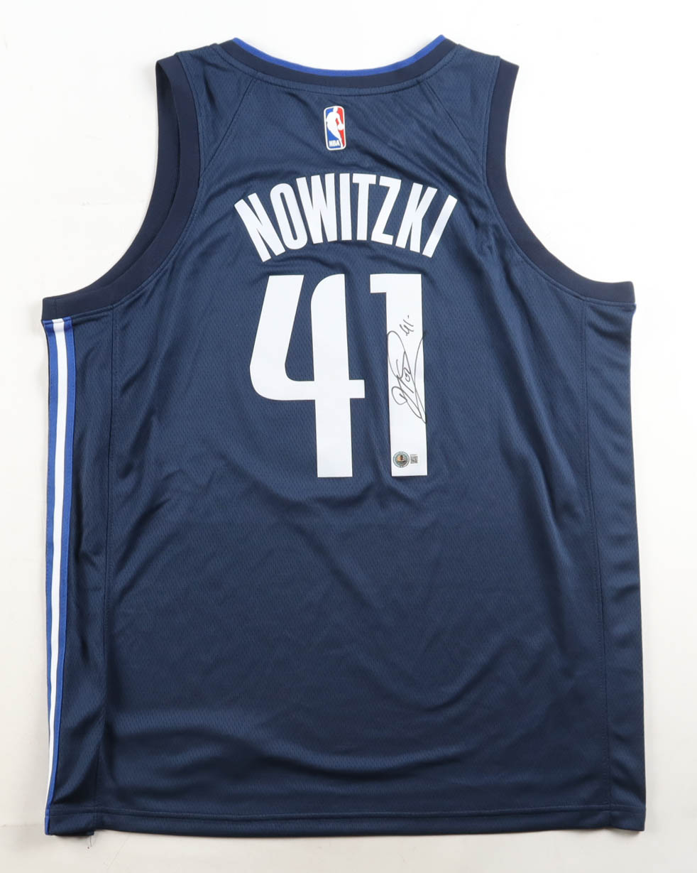 Dirk Nowitzki Signed Mavericks Nike Authentic Jersey (Beckett) at PristineAuction.com Dirk Nowitzki Signed Mavericks Nike Authentic Jersey (Beckett) at PristineAuction.com