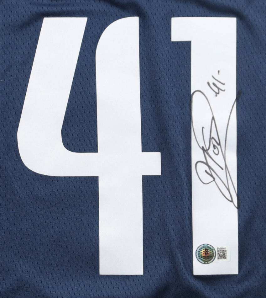 Dirk Nowitzki Signed Mavericks Nike Authentic Jersey (Beckett) at PristineAuction.com Dirk Nowitzki Signed Mavericks Nike Authentic Jersey (Beckett) at PristineAuction.com