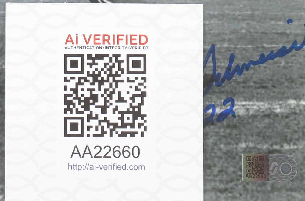 Dan Schneiss Signed Nebraska Cornhuskers 8x10 Photo (AIV) at PristineAuction.com Dan Schneiss Signed Nebraska Cornhuskers 8x10 Photo (AIV) at PristineAuction.com