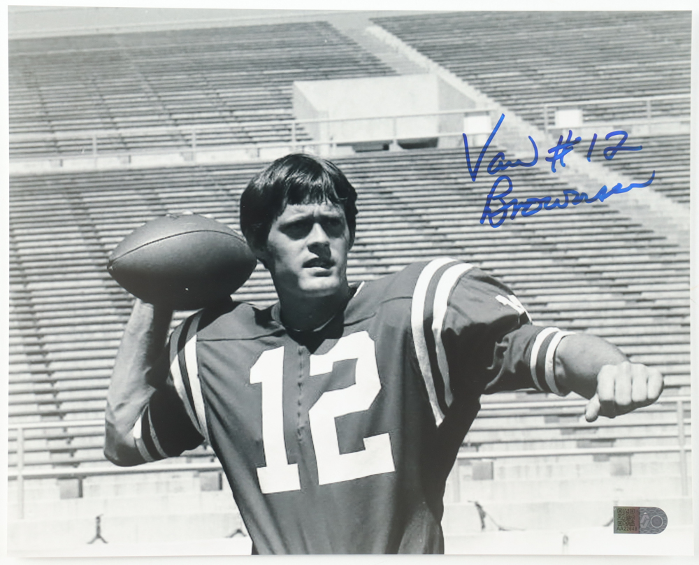 Van Brownson Signed Nebraska Cornhuskers 8x10 Photo (AIV) at PristineAuction.com Van Brownson Signed Nebraska Cornhuskers 8x10 Photo (AIV) at PristineAuction.com