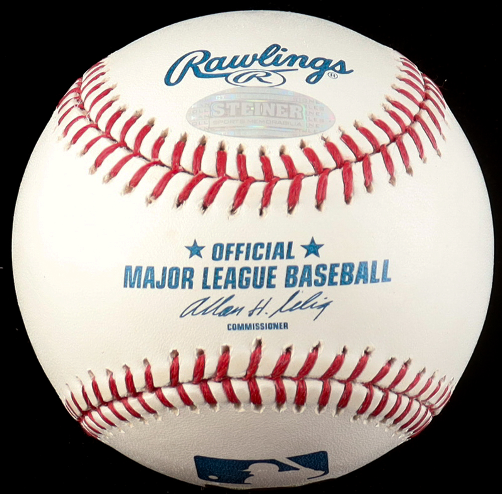 Mike Piazza Signed OML Baseball (Steiner & MLB) at PristineAuction.com Mike Piazza Signed OML Baseball (Steiner & MLB) at PristineAuction.com