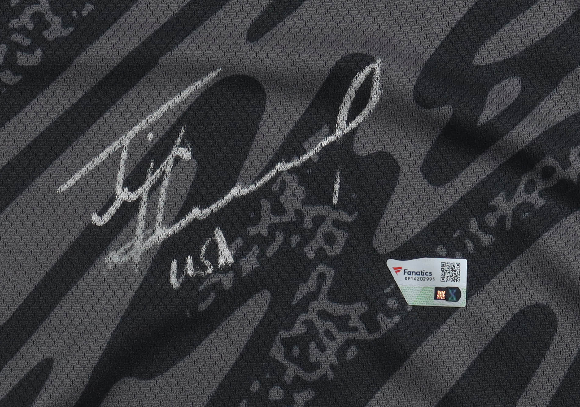 Tim Howard Signed USA Nike Authentic Jersey Inscribed "USA" (Fanatics) at PristineAuction.com Tim Howard Signed USA Nike Authentic Jersey Inscribed "USA" (Fanatics) at PristineAuction.com