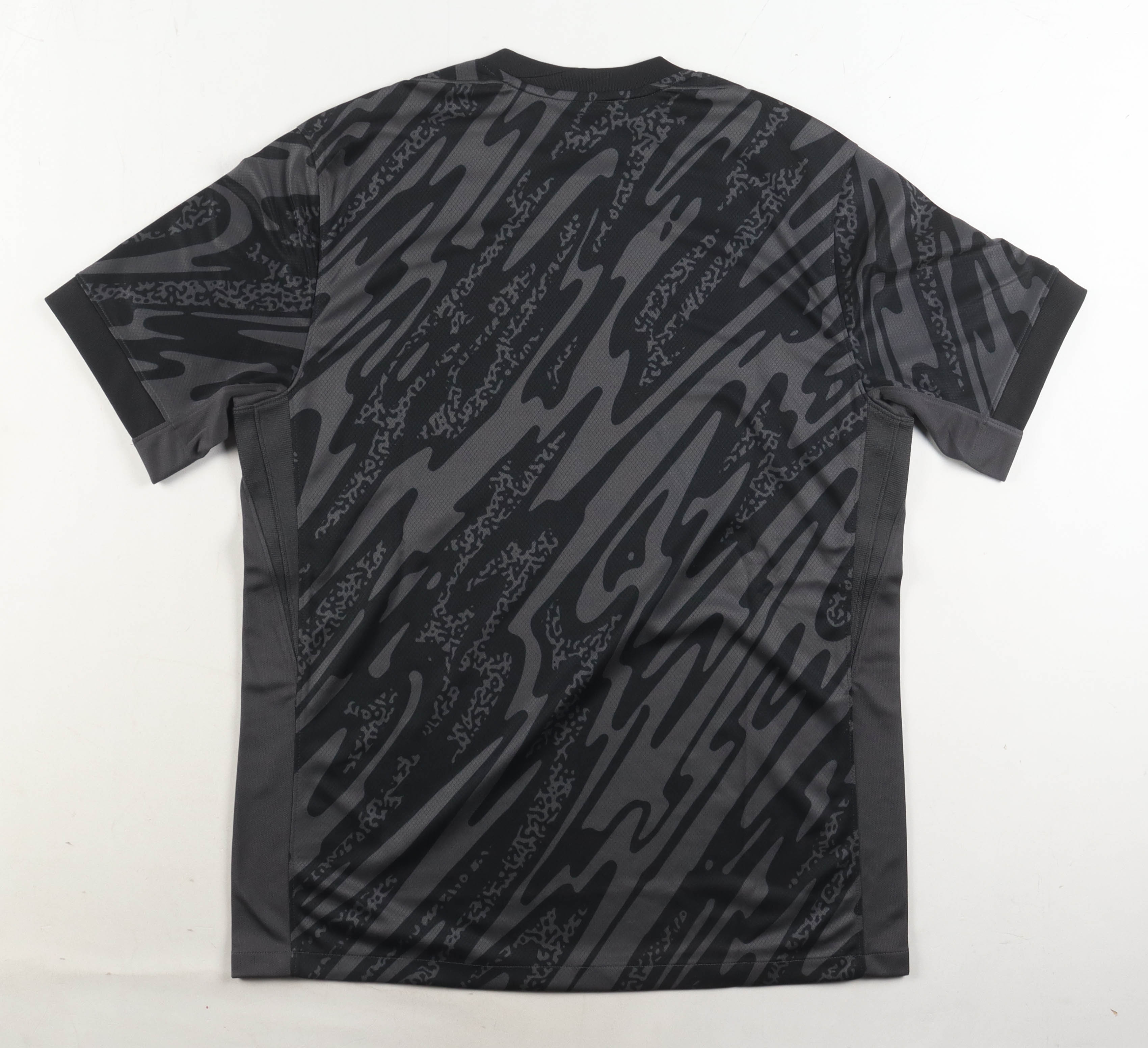 Tim Howard Signed USA Nike Authentic Jersey Inscribed "USA" (Fanatics) at PristineAuction.com Tim Howard Signed USA Nike Authentic Jersey Inscribed "USA" (Fanatics) at PristineAuction.com