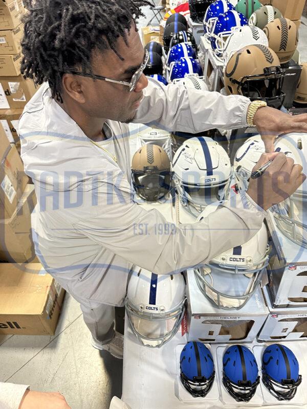 Edgerrin James Signed Colts Full-Size Authentic On-Field Speed Helmet (Radtke) at PristineAuction.com Edgerrin James Signed Colts Full-Size Authentic On-Field Speed Helmet (Radtke) at PristineAuction.com