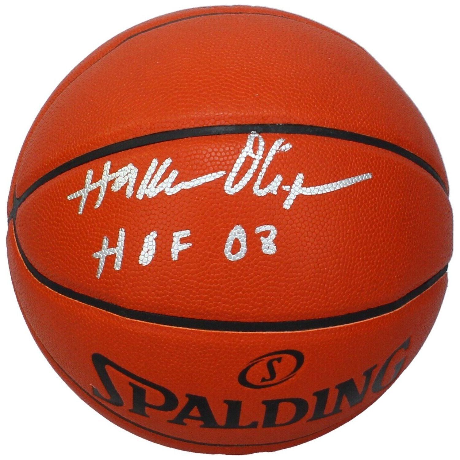 Hakeem Olajuwon Signed NBA Game Ball Series Basketball Inscribed "HOF 08" (Beckett) at PristineAuction.com Hakeem Olajuwon Signed NBA Game Ball Series Basketball Inscribed "HOF 08" (Beckett) at PristineAuction.com