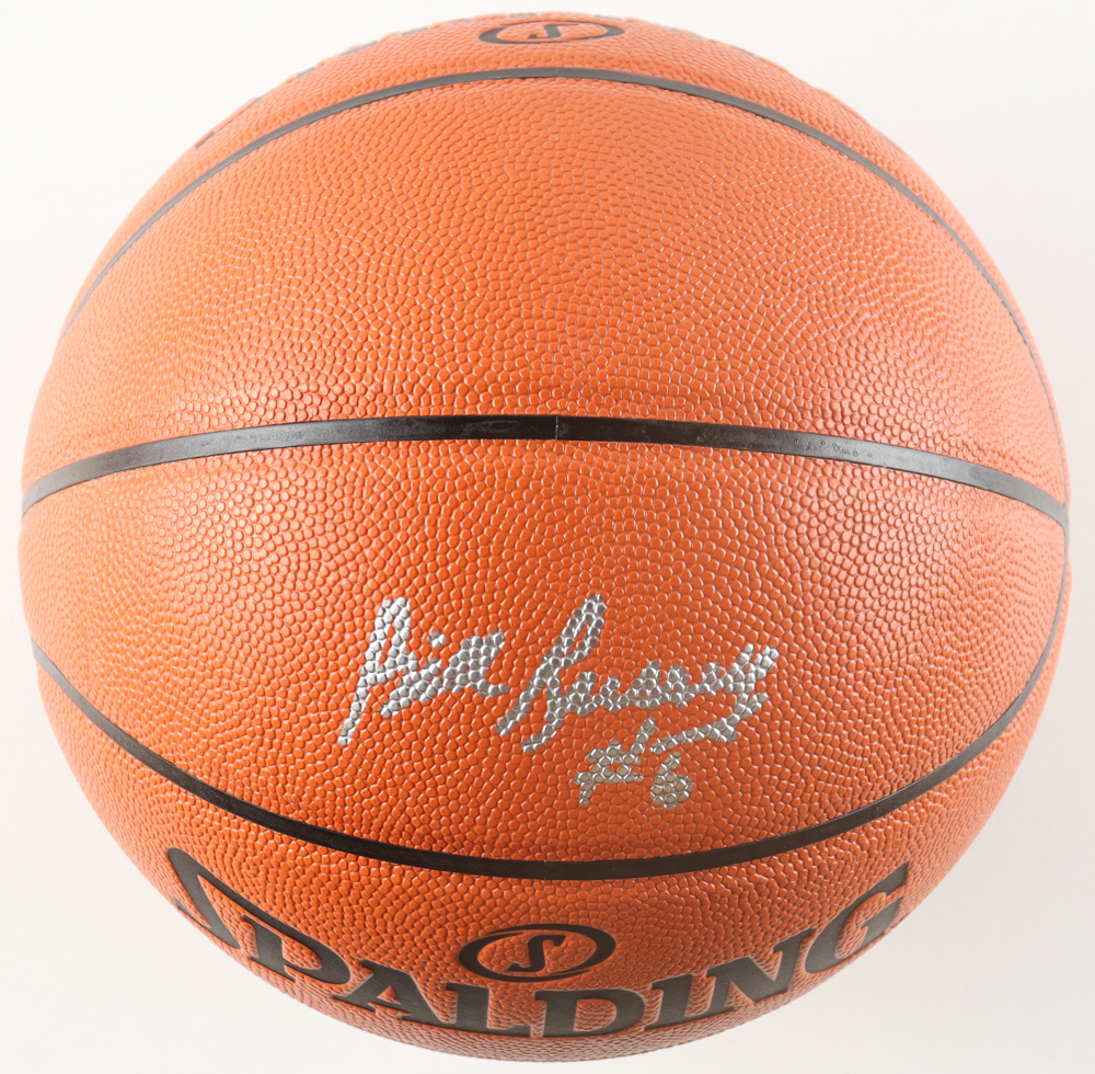 Bill Russel Signed NBA Basketball (PSA) at PristineAuction.com Bill Russel Signed NBA Basketball (PSA) at PristineAuction.com