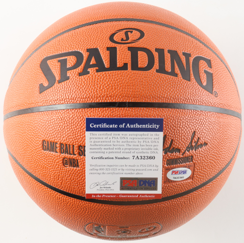 Bill Russel Signed NBA Basketball (PSA) at PristineAuction.com Bill Russel Signed NBA Basketball (PSA) at PristineAuction.com
