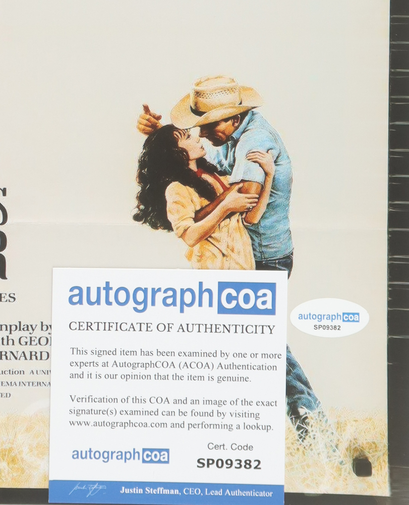 Sissy Spacek Signed "Coal Miner's Daughter" 11x14 Photo (ACOA) at PristineAuction.com Sissy Spacek Signed "Coal Miner's Daughter" 11x14 Photo (ACOA) at PristineAuction.com