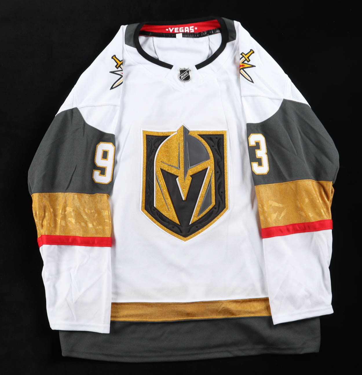 Mitch Marner Signed Jersey (PSA) at PristineAuction.com Mitch Marner Signed Jersey (PSA) at PristineAuction.com