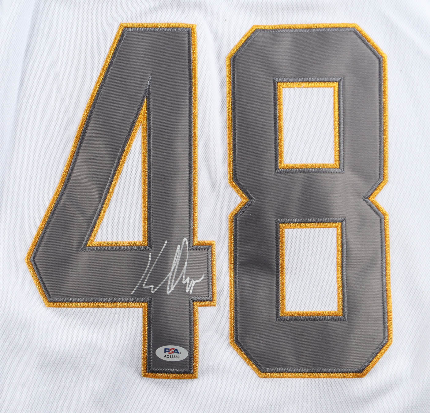 Tomas Hertl Signed Jersey (PSA) at PristineAuction.com Tomas Hertl Signed Jersey (PSA) at PristineAuction.com