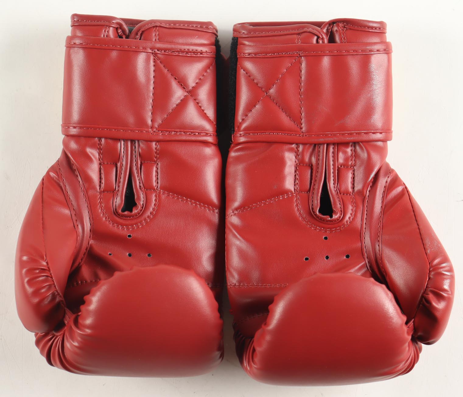 Julio Cesar Chavez, Marco Antonio Barrera & Erik Morales Signed Set of (2) Everlast Professional Boxing Gloves with Display Case (JSA) at PristineAuction.com Julio Cesar Chavez, Marco Antonio Barrera & Erik Morales Signed Set of (2) Everlast Professional Boxing Gloves with Display Case (JSA) at PristineAuction.com