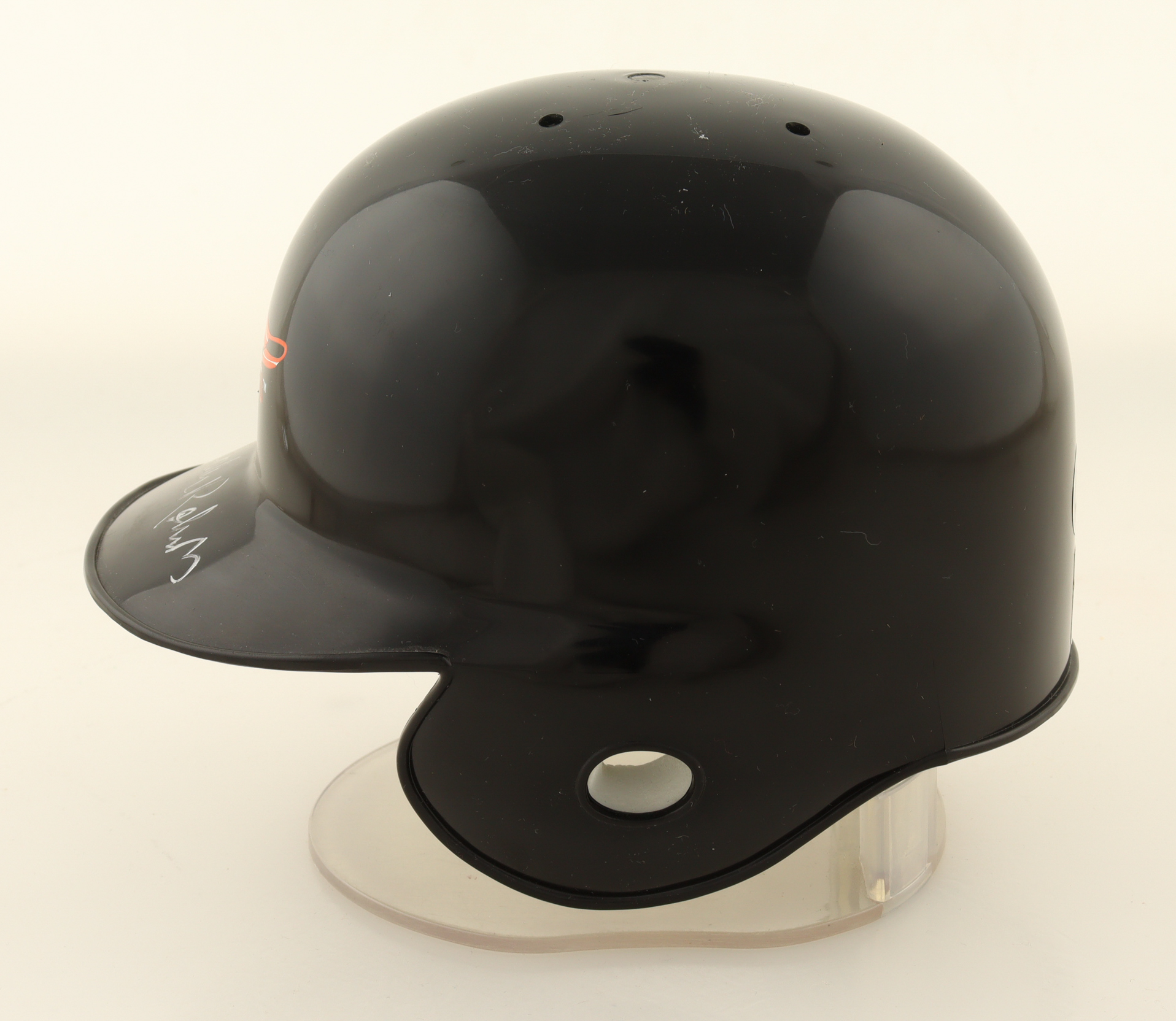 Brooks Robinson Signed Orioles Mini Batting Helmet (Beckett) at PristineAuction.com Brooks Robinson Signed Orioles Mini Batting Helmet (Beckett) at PristineAuction.com