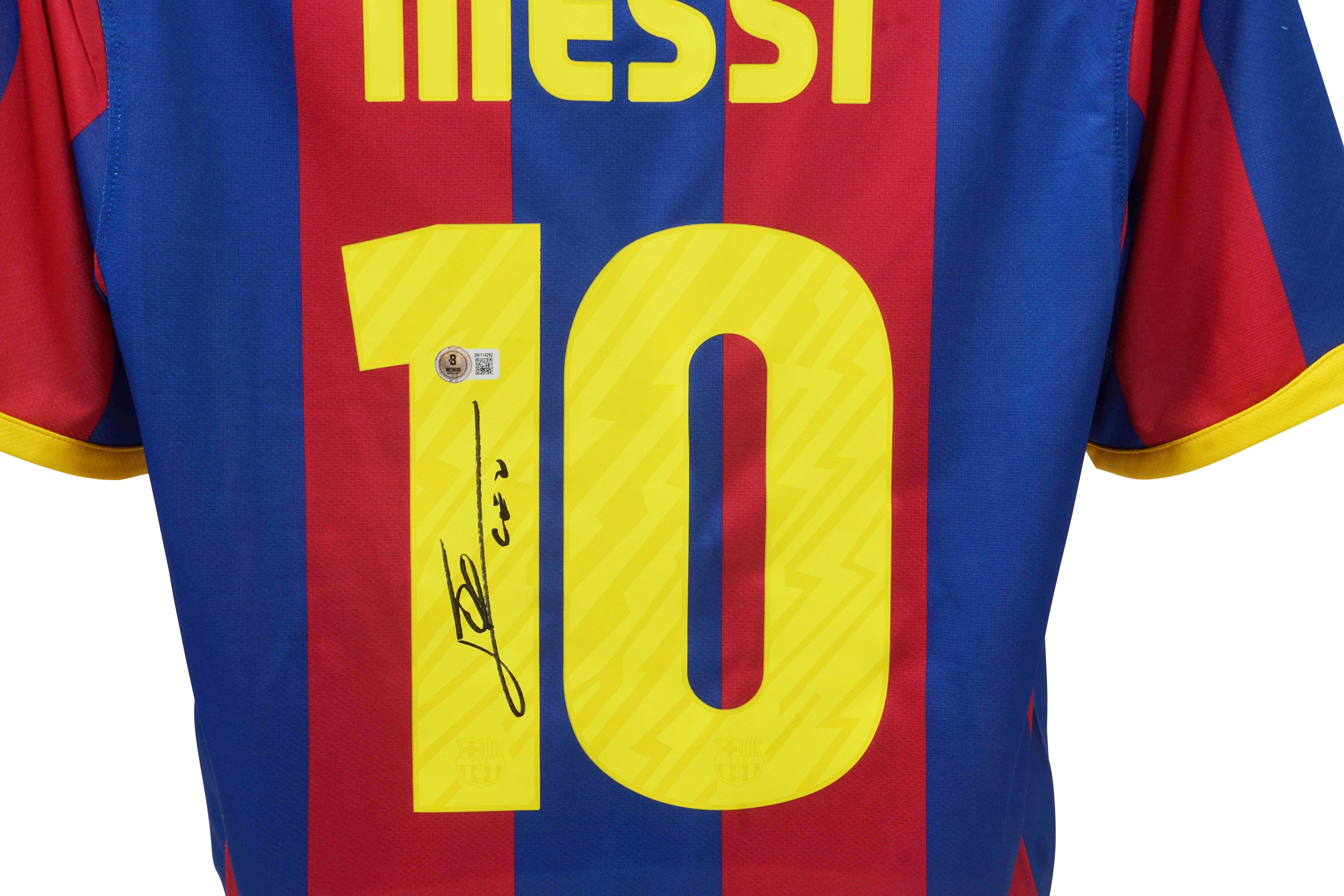 Lionel Messi Signed Barcelona Nike Authentic Jersey (Beckett) at PristineAuction.com Lionel Messi Signed Barcelona Nike Authentic Jersey (Beckett) at PristineAuction.com