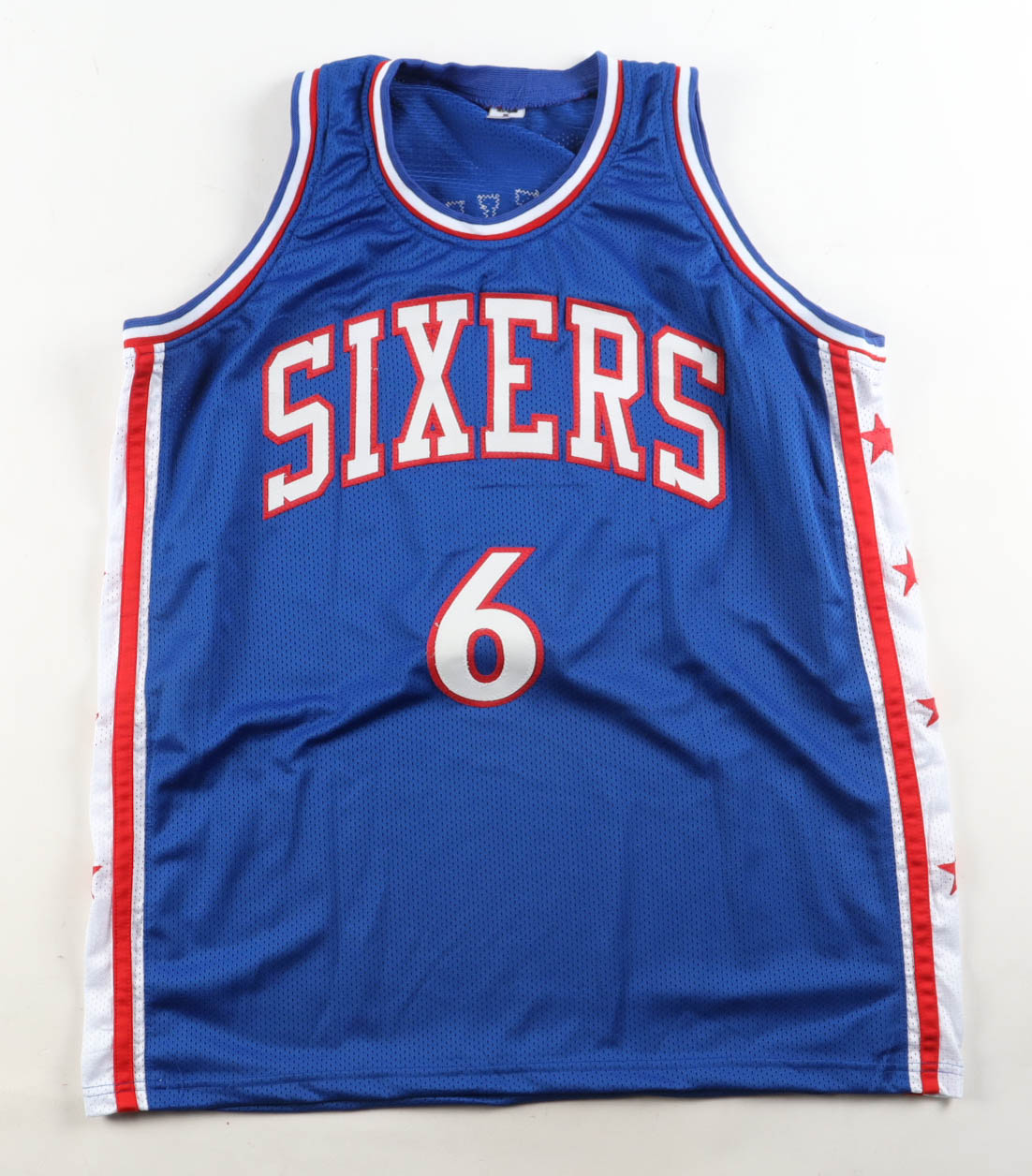 Julius "Dr. J" Erving Signed Jersey (JSA) at PristineAuction.com Julius "Dr. J" Erving Signed Jersey (JSA) at PristineAuction.com