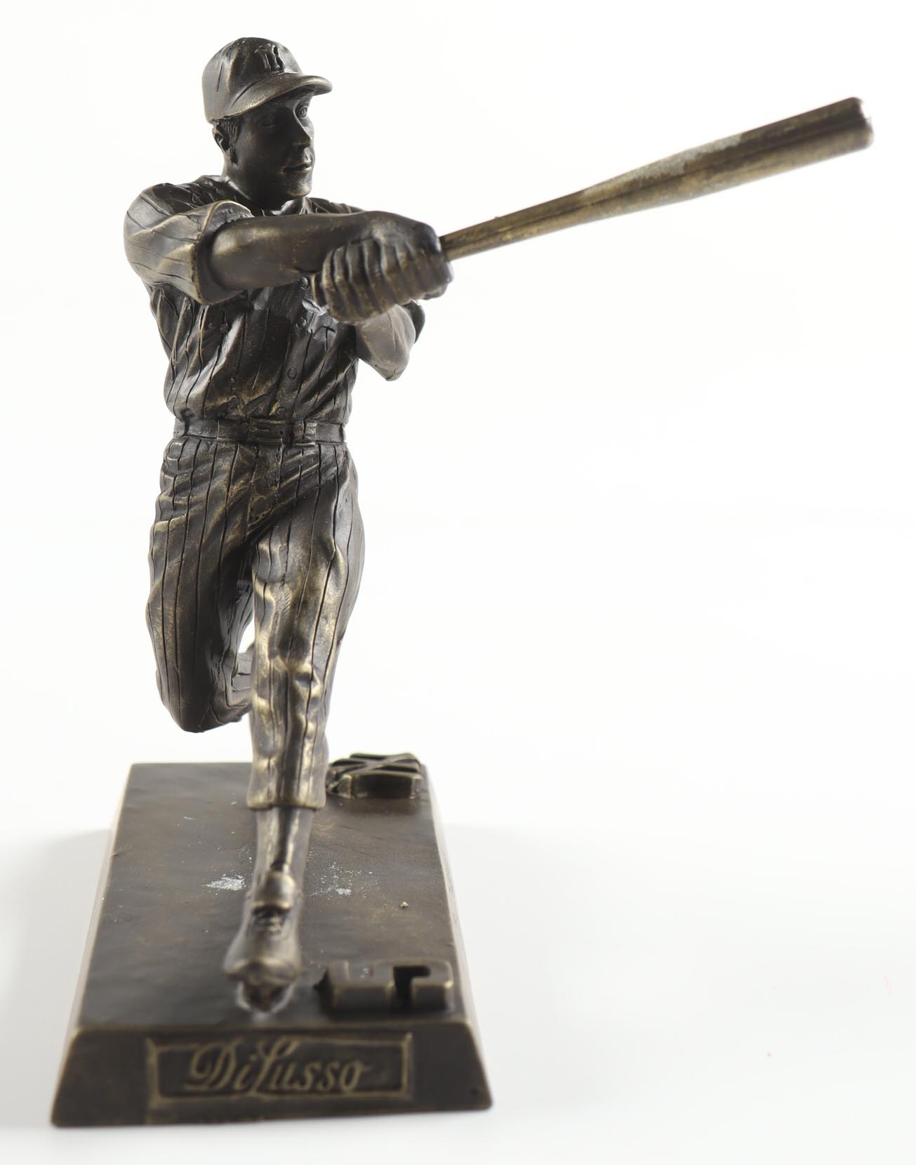Joe DiMaggio Yankees Bronze Statue Figurine with Original Packaging at PristineAuction.com Joe DiMaggio Yankees Bronze Statue Figurine with Original Packaging at PristineAuction.com