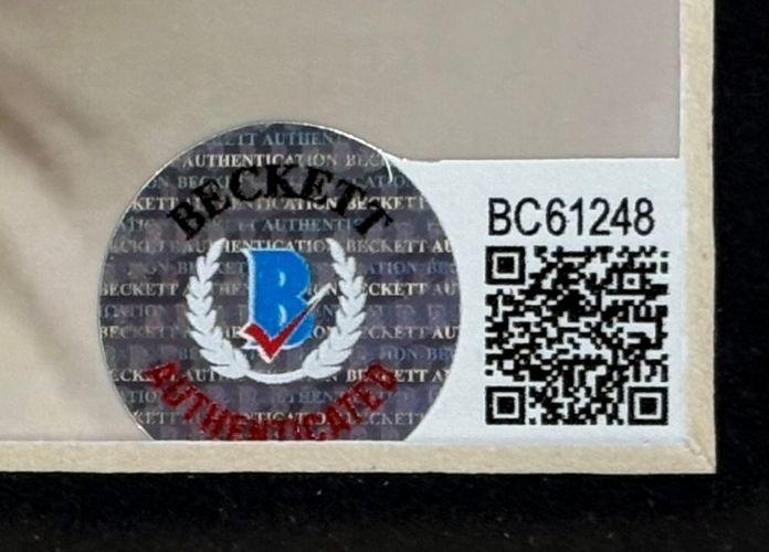 Helen Mirren Signed Custom Framed Photo (Beckett) at PristineAuction.com Helen Mirren Signed Custom Framed Photo (Beckett) at PristineAuction.com