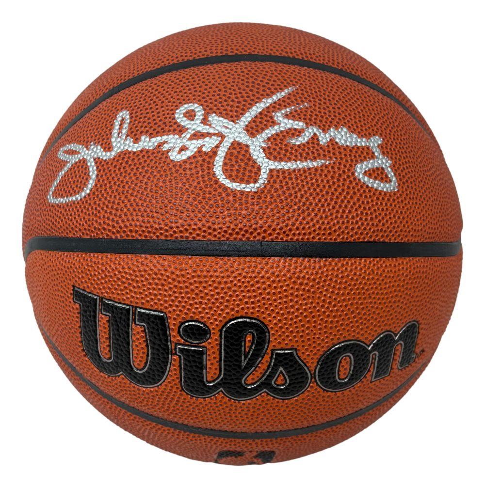 Julius "Dr. J" Erving Signed NBA Basketball (Beckett) at PristineAuction.com Julius "Dr. J" Erving Signed NBA Basketball (Beckett) at PristineAuction.com
