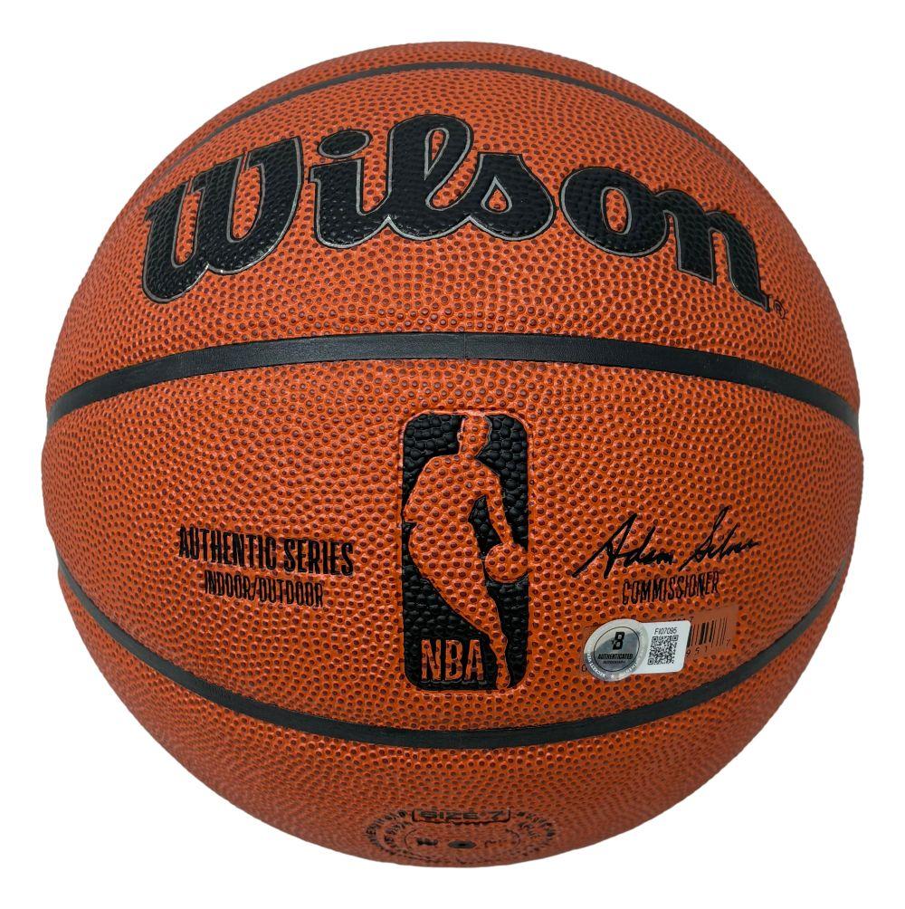 Julius "Dr. J" Erving Signed NBA Basketball (Beckett) at PristineAuction.com Julius "Dr. J" Erving Signed NBA Basketball (Beckett) at PristineAuction.com