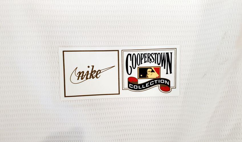 Ken Griffey Jr. Signed Mariners Nike Authentic Jersey (Beckett) at PristineAuction.com Ken Griffey Jr. Signed Mariners Nike Authentic Jersey (Beckett) at PristineAuction.com