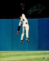 Ken Griffey Jr. Signed Mariners 16x20 Photo (Beckett) at PristineAuction.com
