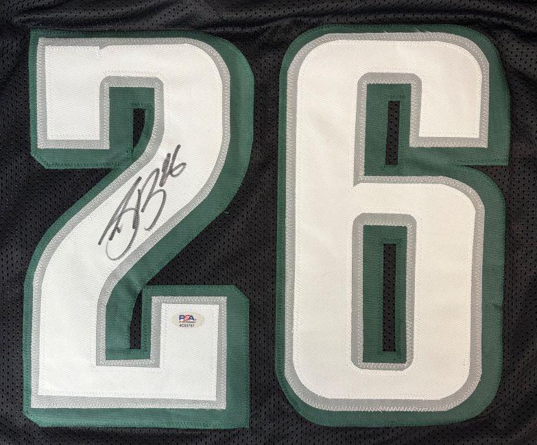 Saquon Barkley Signed Jersey (PSA) at PristineAuction.com Saquon Barkley Signed Jersey (PSA) at PristineAuction.com