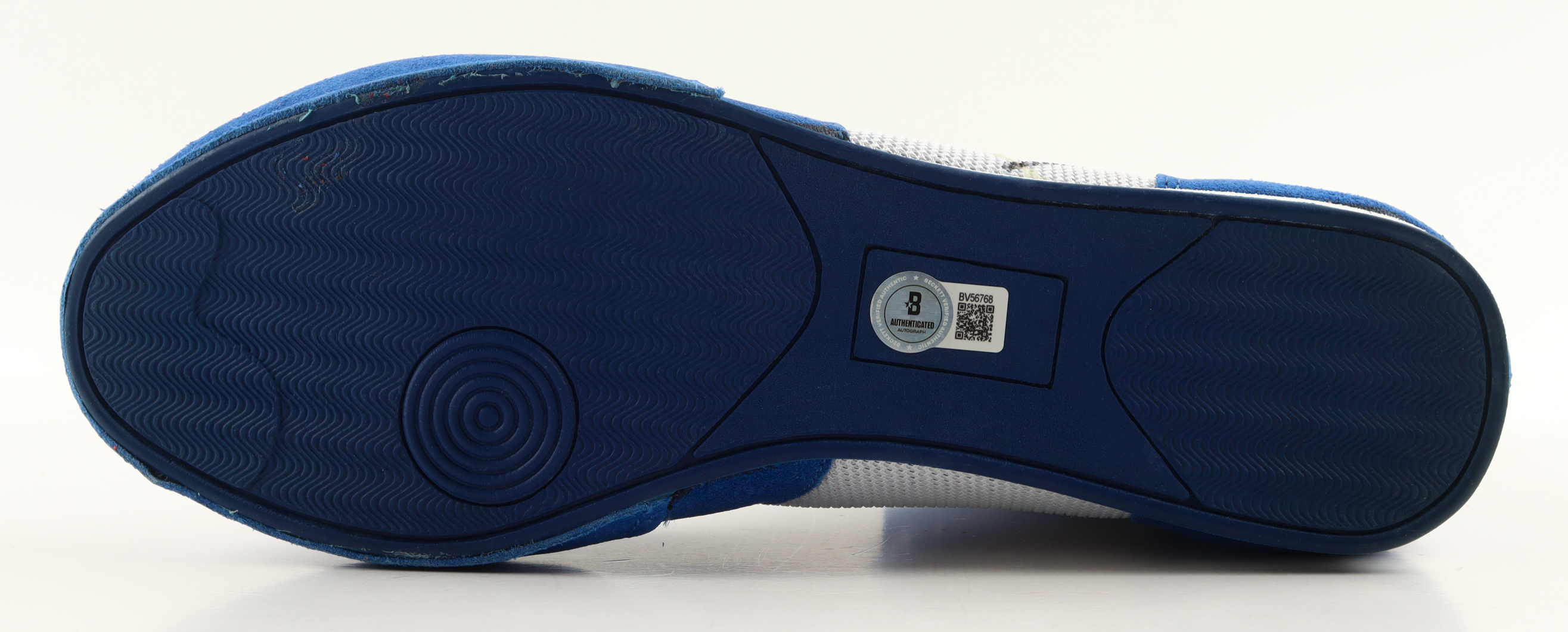 Floyd Mayweather Jr. Signed "Money Mayweather" Boxing Shoe (Beckett) at PristineAuction.com Floyd Mayweather Jr. Signed "Money Mayweather" Boxing Shoe (Beckett) at PristineAuction.com