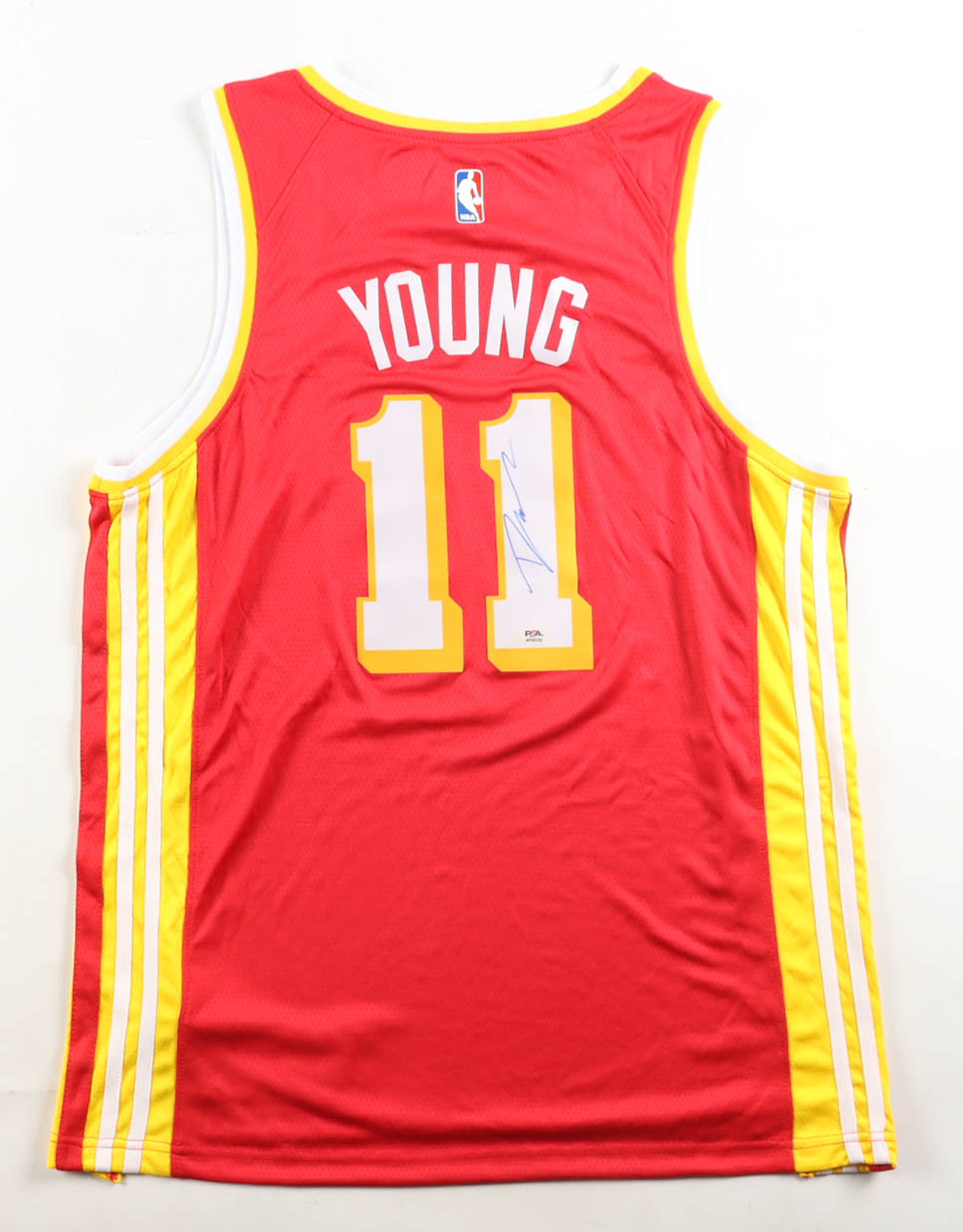 Trae Young Signed Hawks Nike Authentic Jersey (PSA) at PristineAuction.com Trae Young Signed Hawks Nike Authentic Jersey (PSA) at PristineAuction.com