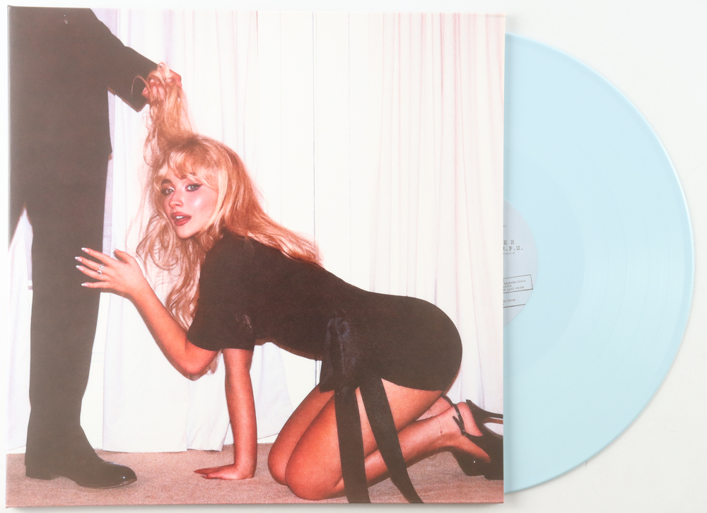 Sabrina Carpenter Signed "Man's Best Friend" Vinyl Record Album Insert With Disc (JSA) at PristineAuction.com Sabrina Carpenter Signed "Man's Best Friend" Vinyl Record Album Insert With Disc (JSA) at PristineAuction.com