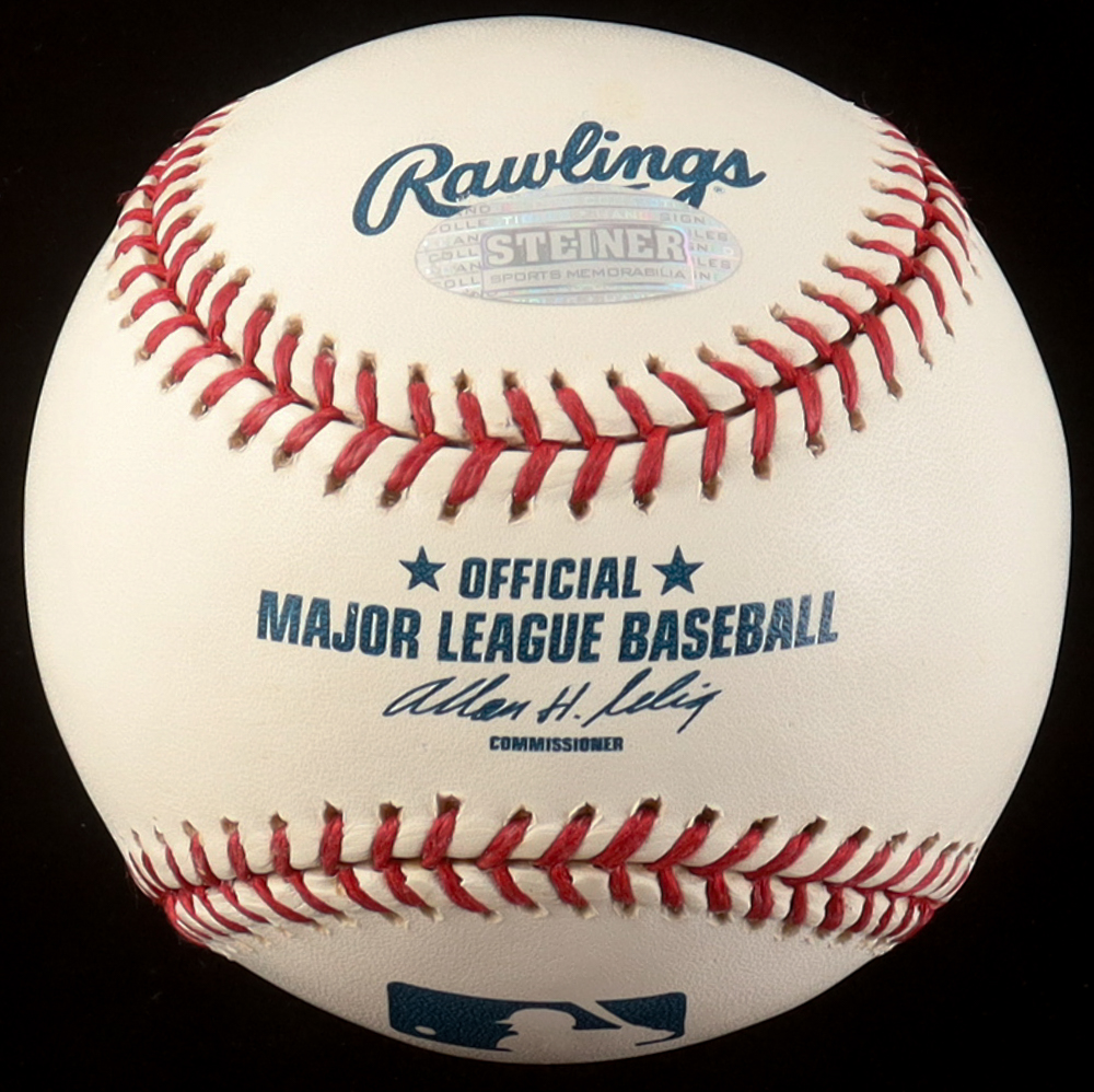 Pedro Martinez Signed OML Baseball (Steiner) at PristineAuction.com Pedro Martinez Signed OML Baseball (Steiner) at PristineAuction.com