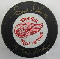 Gordie Howe Signed Red Wings Hockey Puck Inscribed "Mr. Hockey" (JSA) at PristineAuction.com
