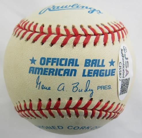 Orlando Hernandez Signed OAL Baseball Inscribed "Duke" (JSA) at PristineAuction.com Orlando Hernandez Signed OAL Baseball Inscribed "Duke" (JSA) at PristineAuction.com